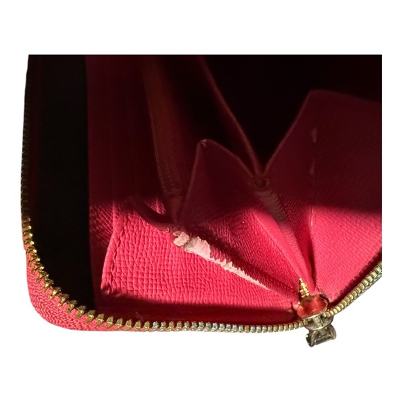 Coach Long Wallet - Picture 4 of 6